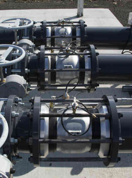 Nelson Irrigation's 800 Series Control Valves at the headworks of a center pivot installation