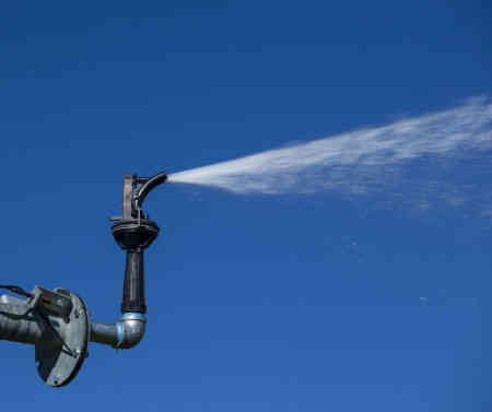 The R75 End of Pivot Sprinkler mounted on Nelson's 2" MNPT X 1.25" FNPT Adapter